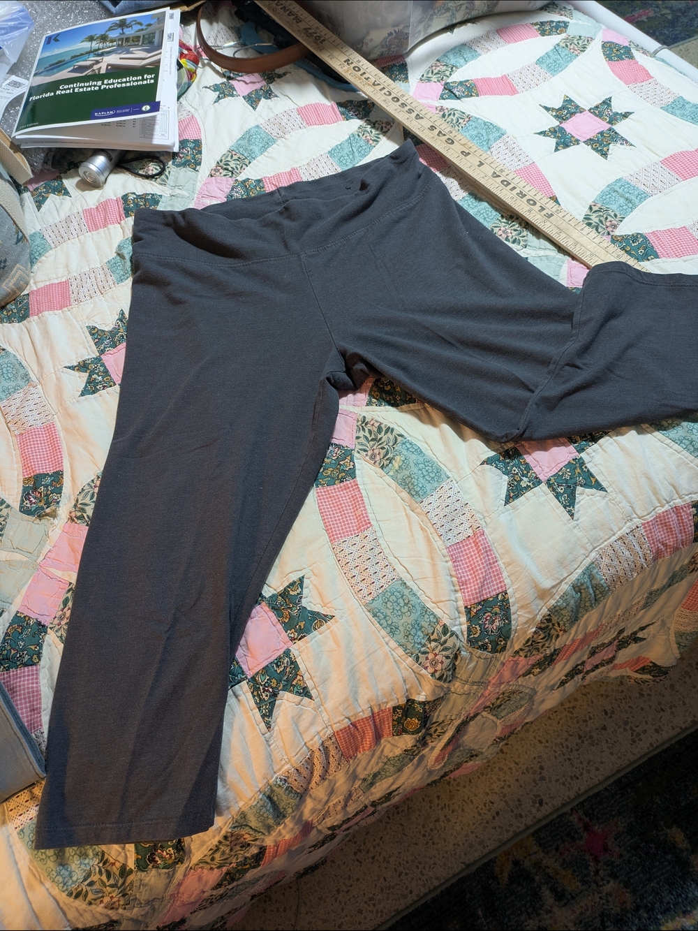 RBX Women's Dark Gray Cropped Yoga Pants